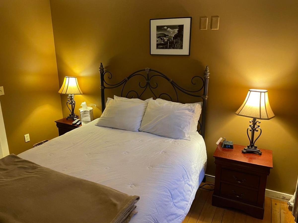 Smugglers Notch Inn Jeffersonville Bagian luar foto