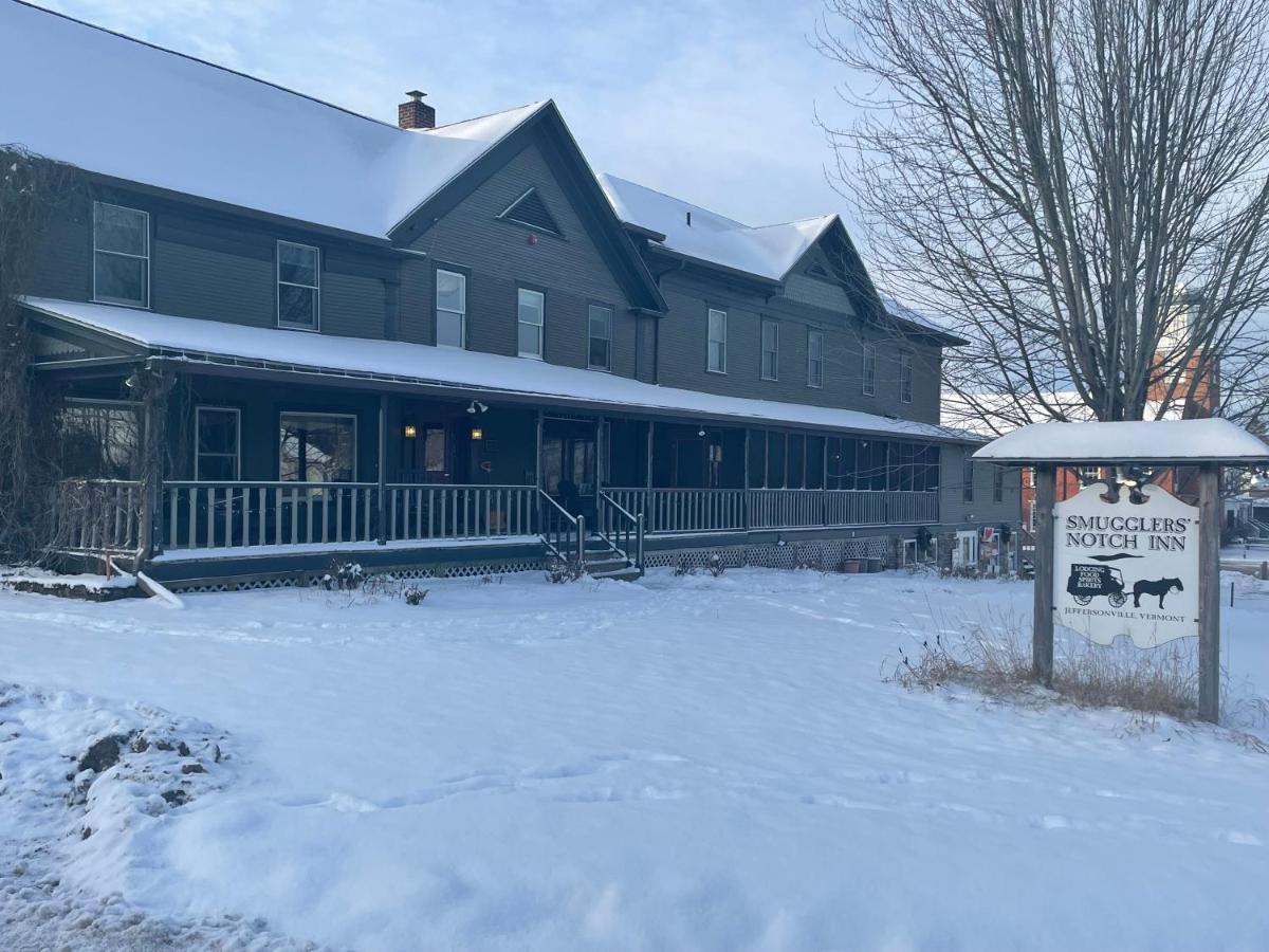 Smugglers Notch Inn Jeffersonville Bagian luar foto