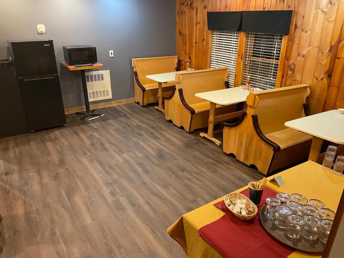Smugglers Notch Inn Jeffersonville Bagian luar foto