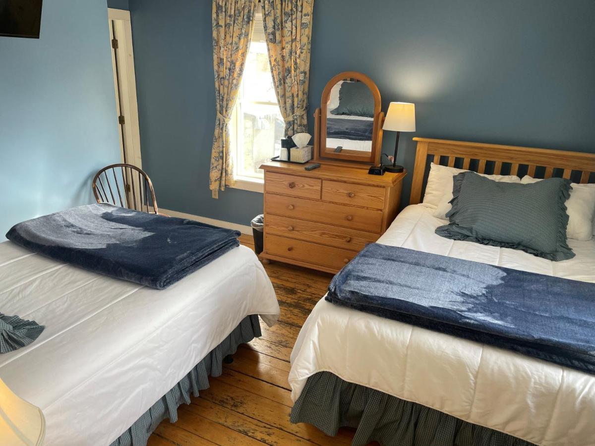 Smugglers Notch Inn Jeffersonville Bagian luar foto